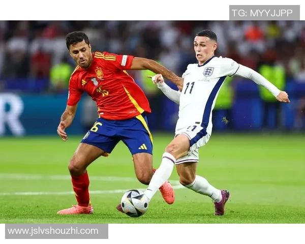 福登朋友圈壁纸曝光 引发球迷热议 全新私照展示球场外的个性生活